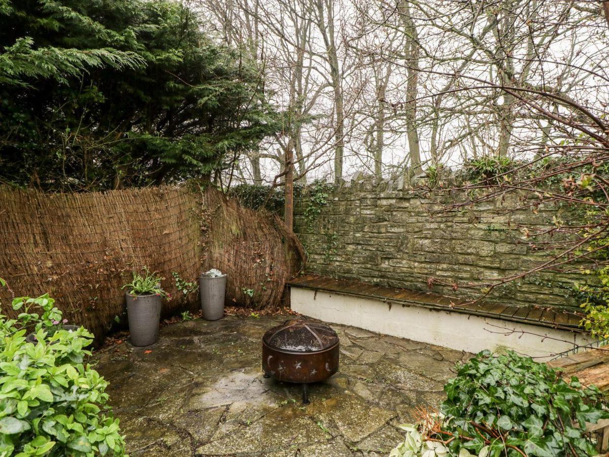 Tree Of Life House, Number 27 Bere Lane Glastonbury Exterior foto